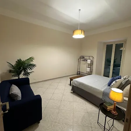 Vacanze Апартаменты Неаполь